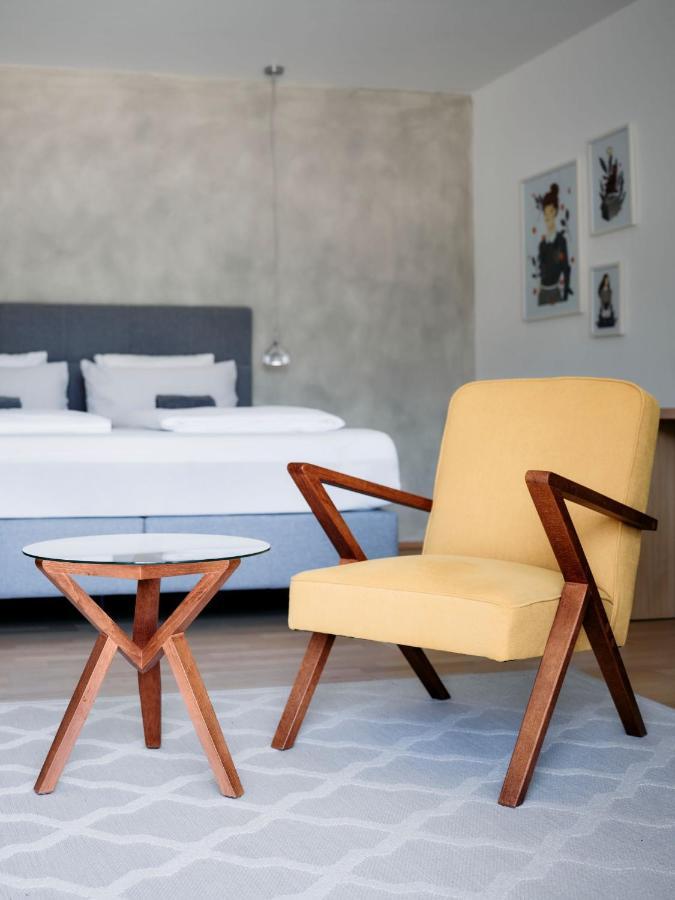 Arx Guesthouse 斯拉德明 外观 照片