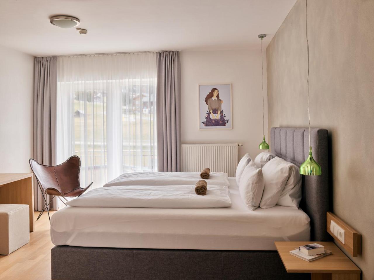 Arx Guesthouse 斯拉德明 外观 照片